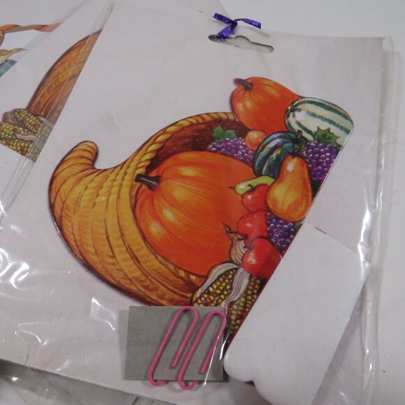 Thanksgiving Vintage Centerpiece & Small Gift Bags/Decor - Picture 5 of 13